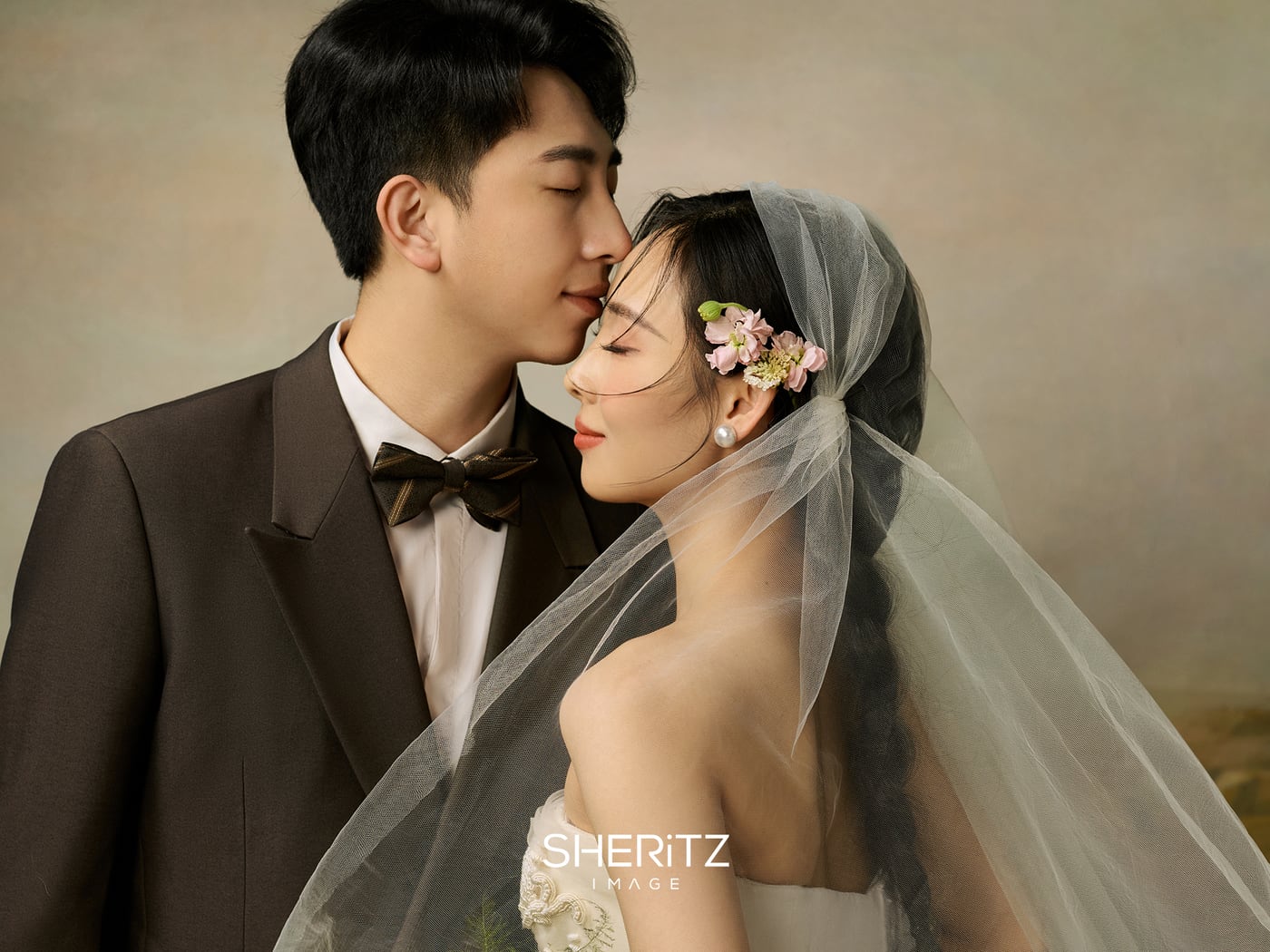 复古油画 · 林先生 & 顾女士 · 婚纱摄影 1